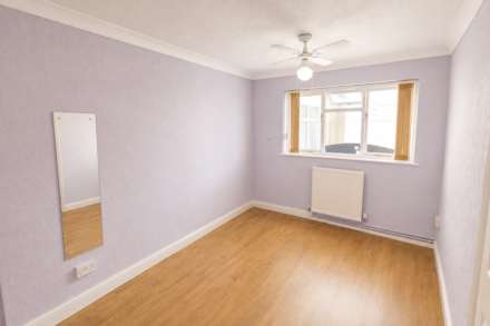 **Banwell**2 Bedrooms**Corner Plot**Conservatory**No Onward Chain**, Image 9