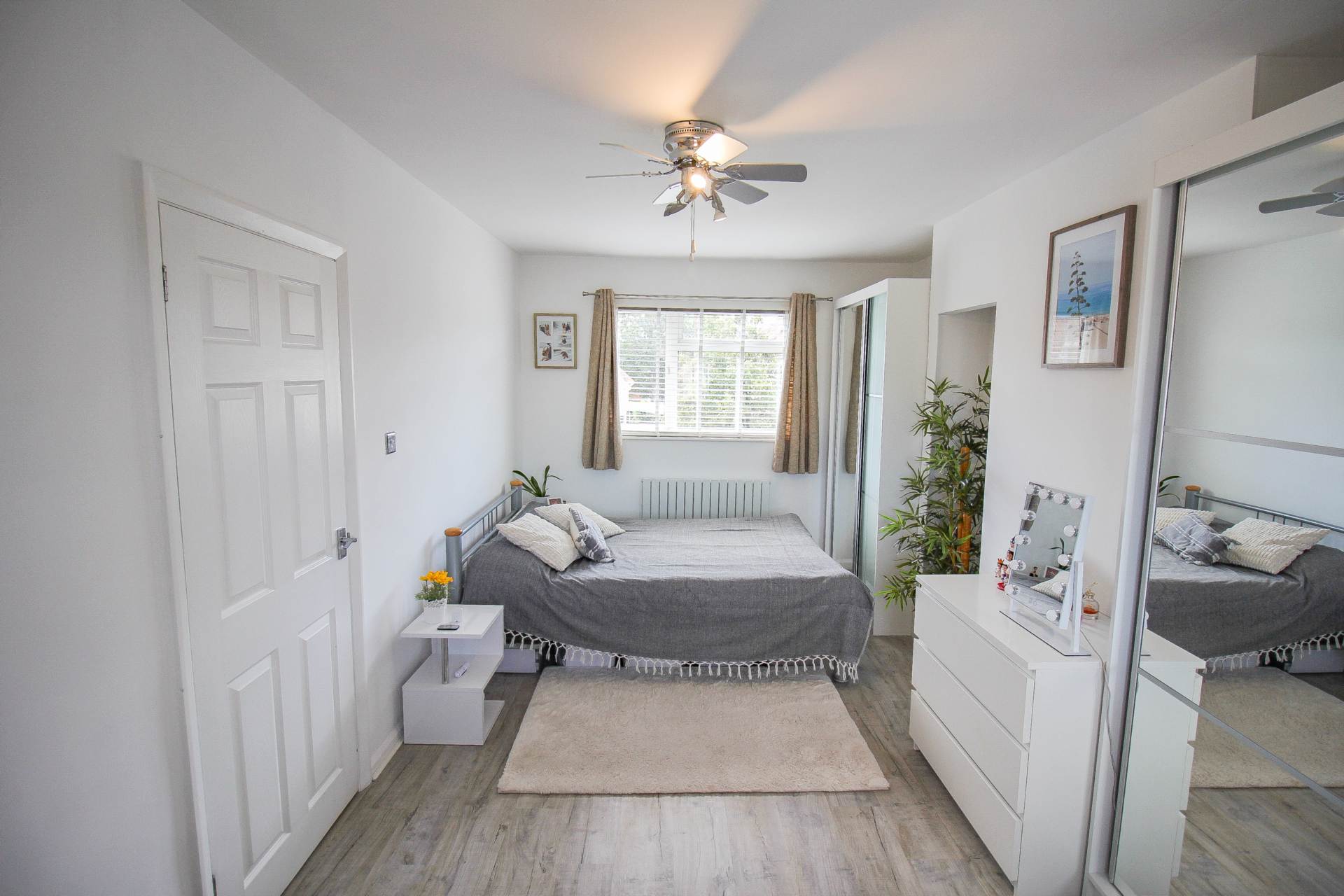 **Central Location**3 Good Sized Bedrooms**140 SQM Garden Including Workshop**Very Well Presented Inside & Out**, Image 7