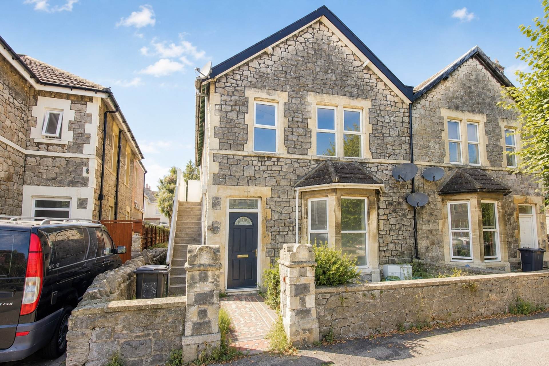 Whitecross Road**Fully Refurbished**Ideal Location**Two Double Bedrooms**, Image 1