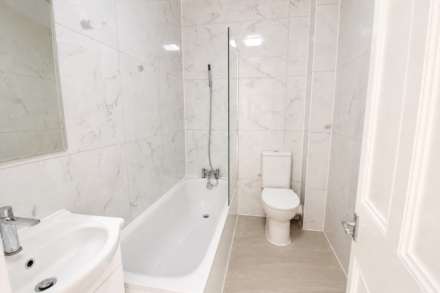 Whitecross Road**Fully Refurbished**Ideal Location**Two Double Bedrooms**, Image 10