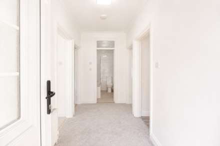 Whitecross Road**Fully Refurbished**Ideal Location**Two Double Bedrooms**, Image 2