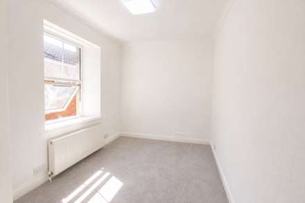 Whitecross Road**Fully Refurbished**Ideal Location**Two Double Bedrooms**, Image 9