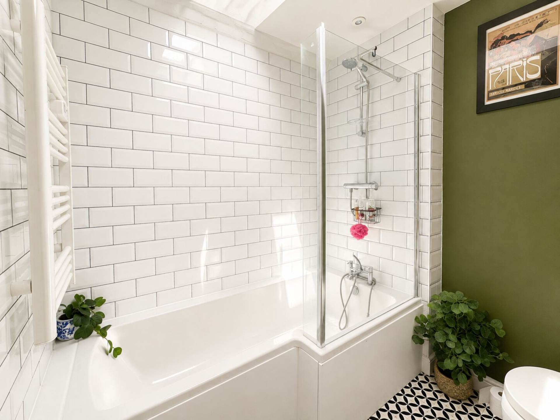 Hill Road -  Modernised & Character Filled Victorian Home, Image 18