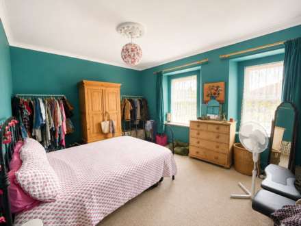 Hill Road -  Modernised & Character Filled Victorian Home, Image 13