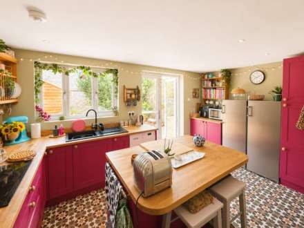 Hill Road -  Modernised & Character Filled Victorian Home, Image 7