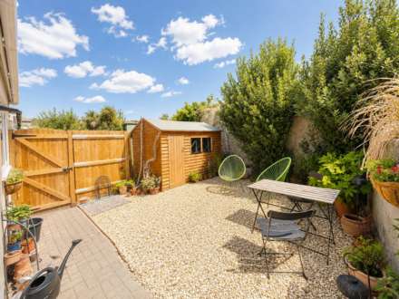 Hill Road -  Modernised & Character Filled Victorian Home, Image 9