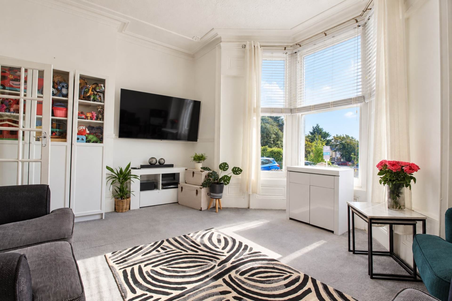 **Sea Front Location**Two Double Bedrooms**Parking & Garden Area**Beautifully Presented**, Image 3