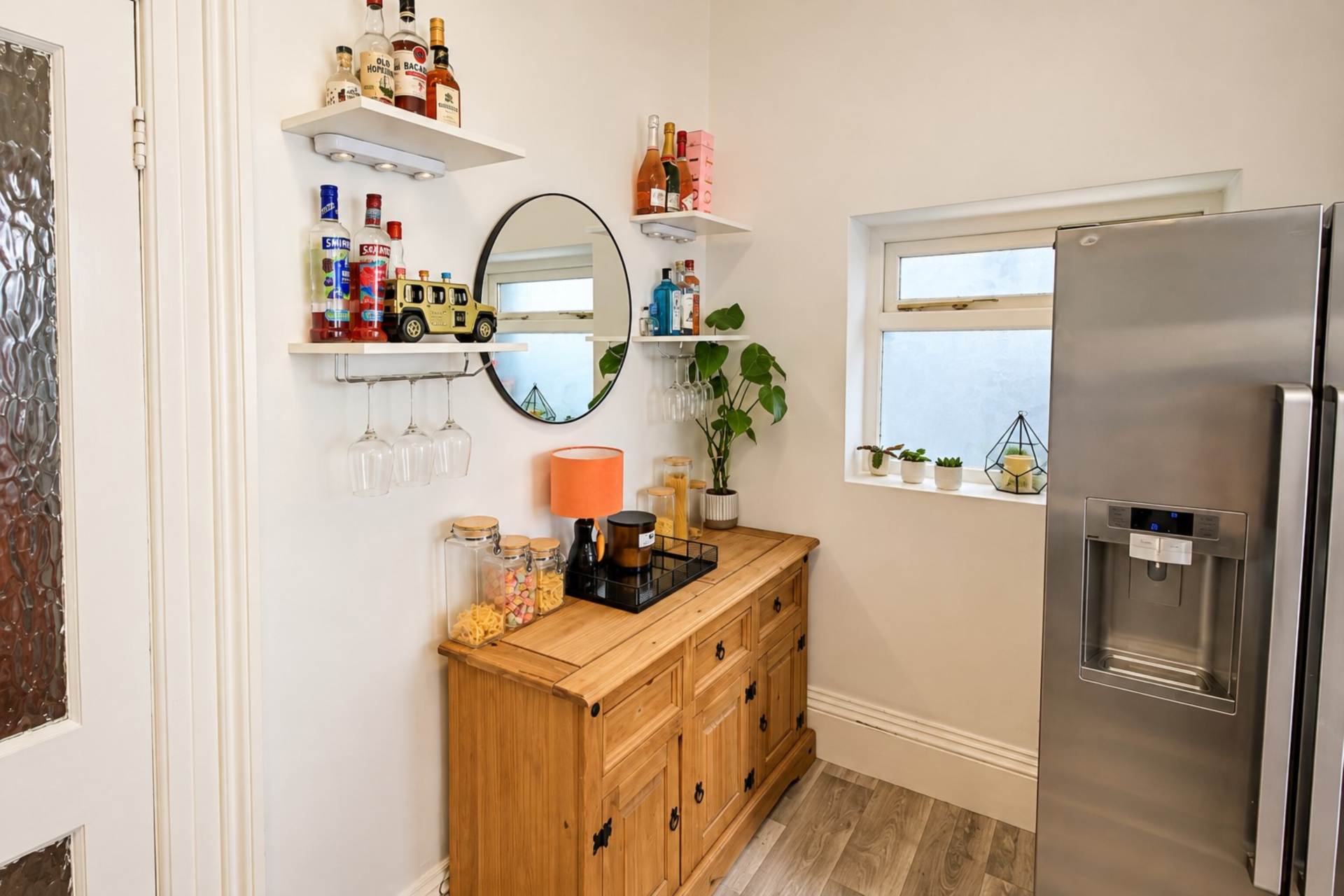 **Sea Front Location**Two Double Bedrooms**Parking & Garden Area**Beautifully Presented**, Image 7