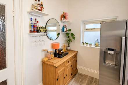 **Sea Front Location**Two Double Bedrooms**Parking & Garden Area**Beautifully Presented**, Image 7