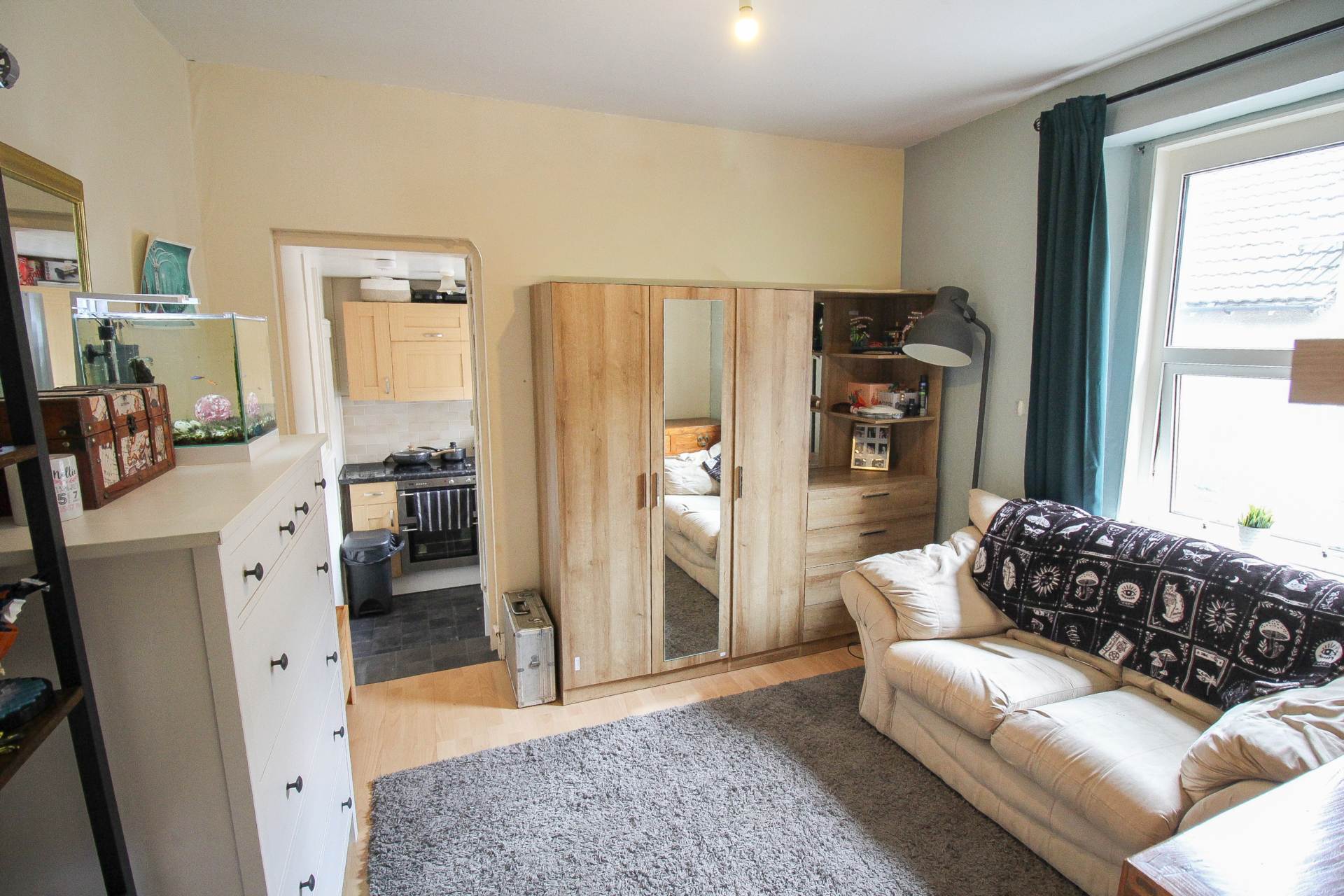 Hillside Location**Double Bedroom**Perfect First Time Buy**, Image 3