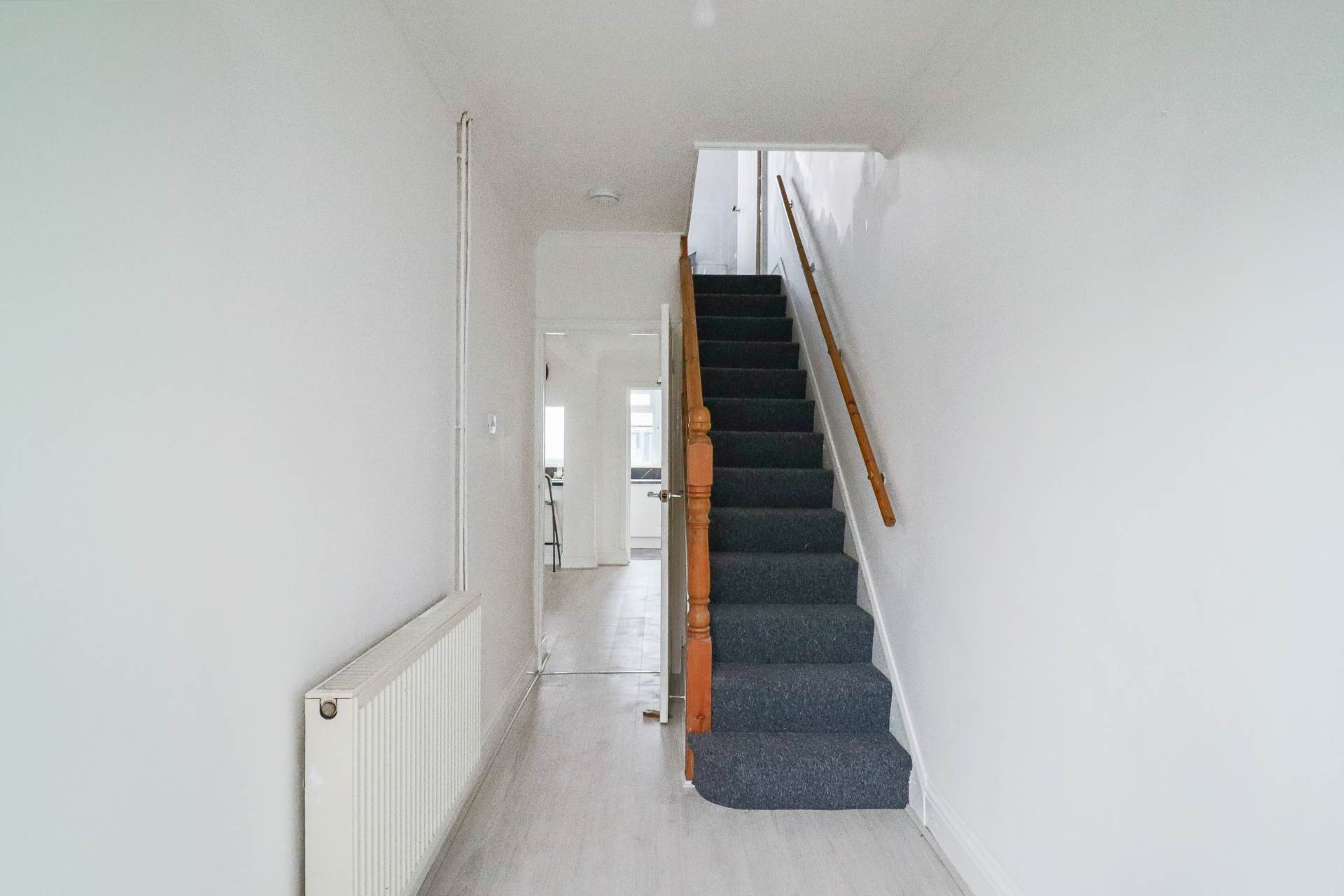 Dumfries Place, South Ward, Image 11