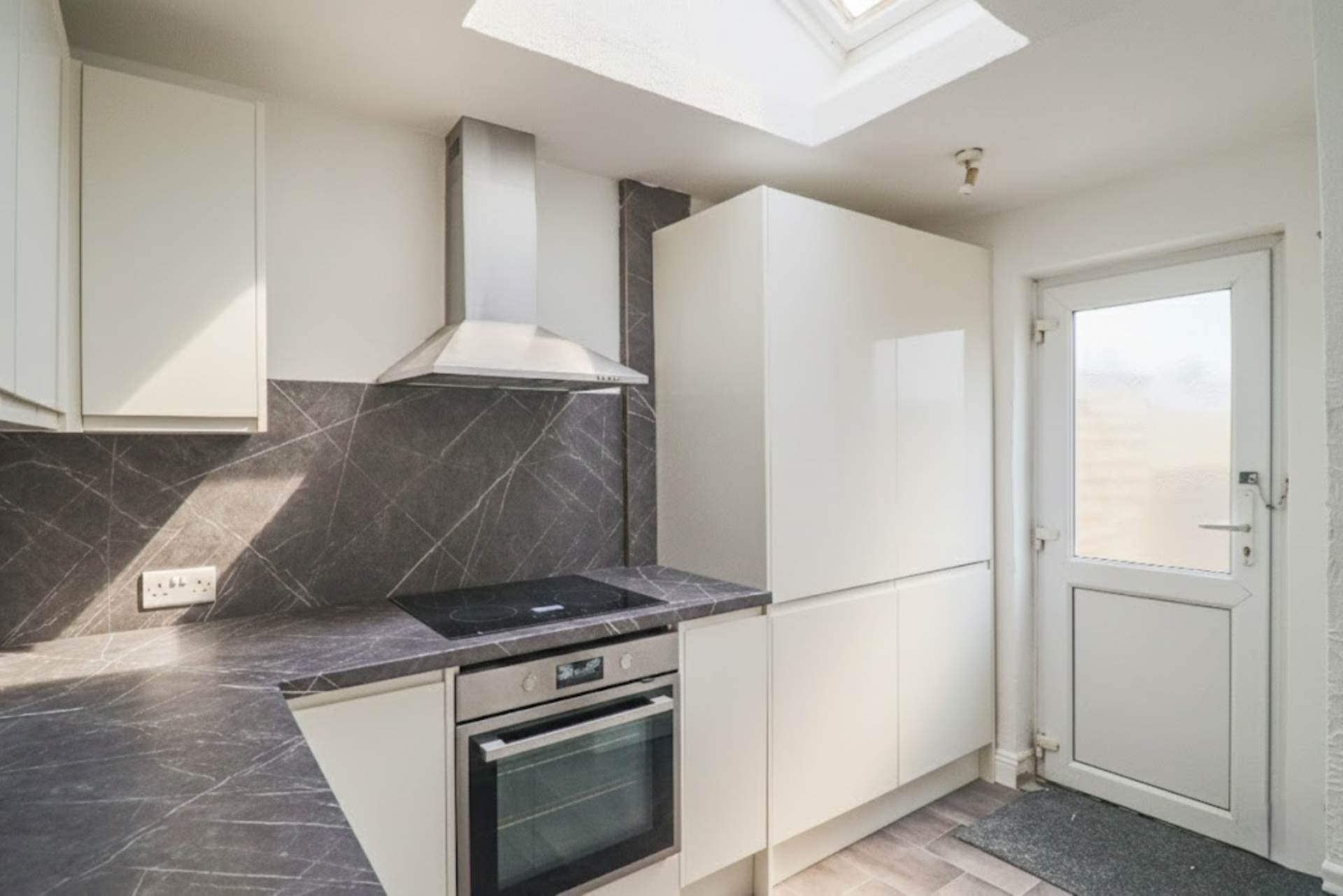 Dumfries Place, South Ward, Image 9