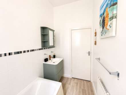 Grove Court, Weston-super-Mare, Image 8