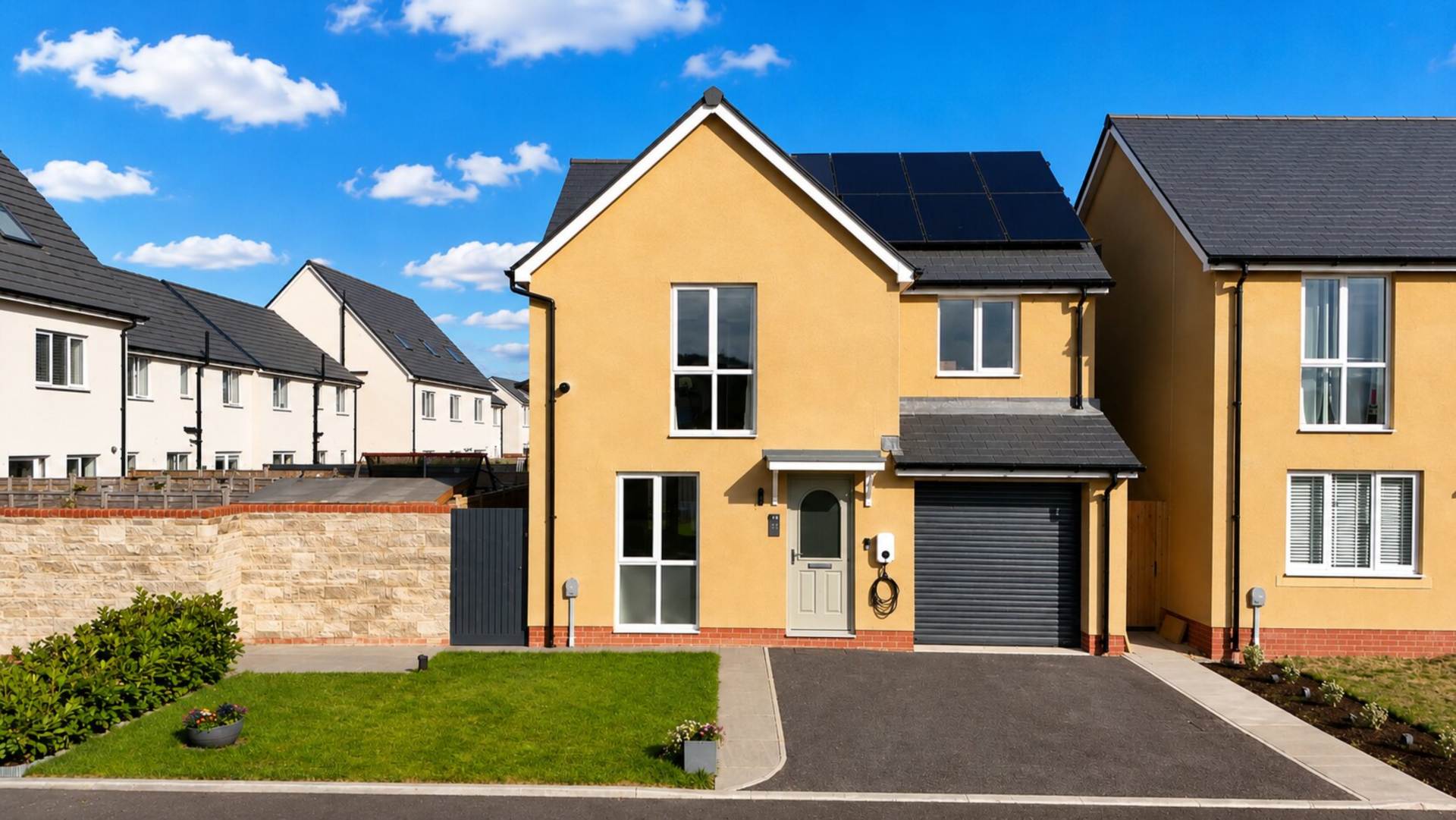 Lancaster Crescent, Haywood Village - Fully Off-Grid Modern Home, Image 26