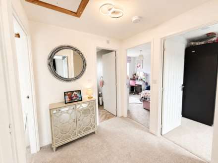 Lancaster Crescent, Haywood Village - Fully Off-Grid Modern Home, Image 20