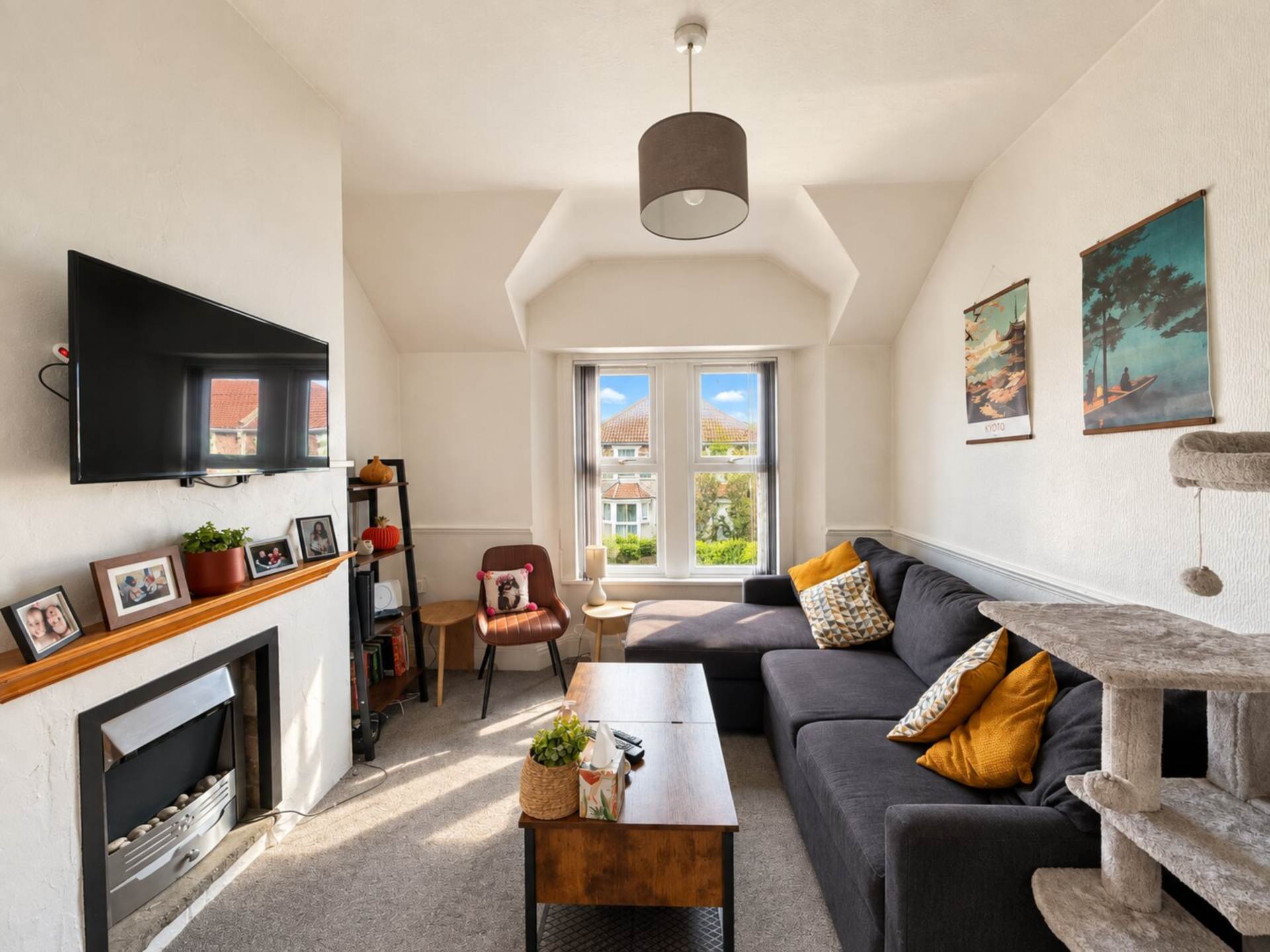Bridge Road, Superb First Time Buyers Flat - Own Private Entrance, Image 5