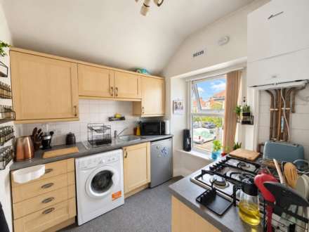 Bridge Road, Superb First Time Buyers Flat - Own Private Entrance, Image 8