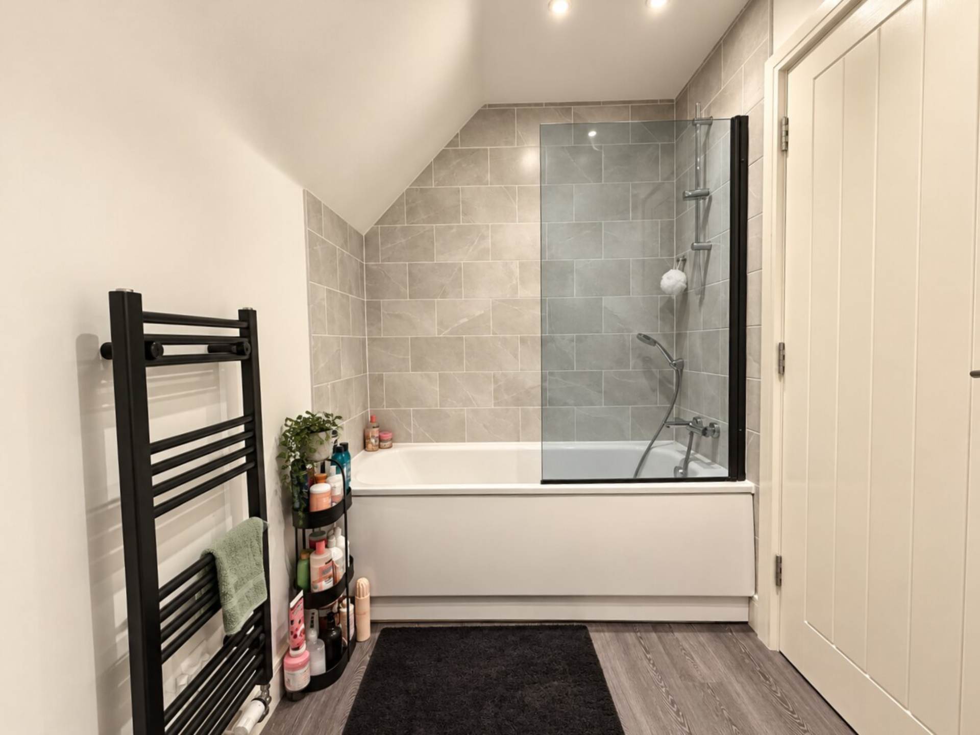 McCrae Road, Locking Parklands - Immaculately Presented Home, Image 22