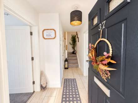 McCrae Road, Locking Parklands - Immaculately Presented Home, Image 3
