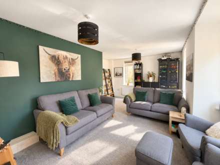 McCrae Road, Locking Parklands - Immaculately Presented Home, Image 5