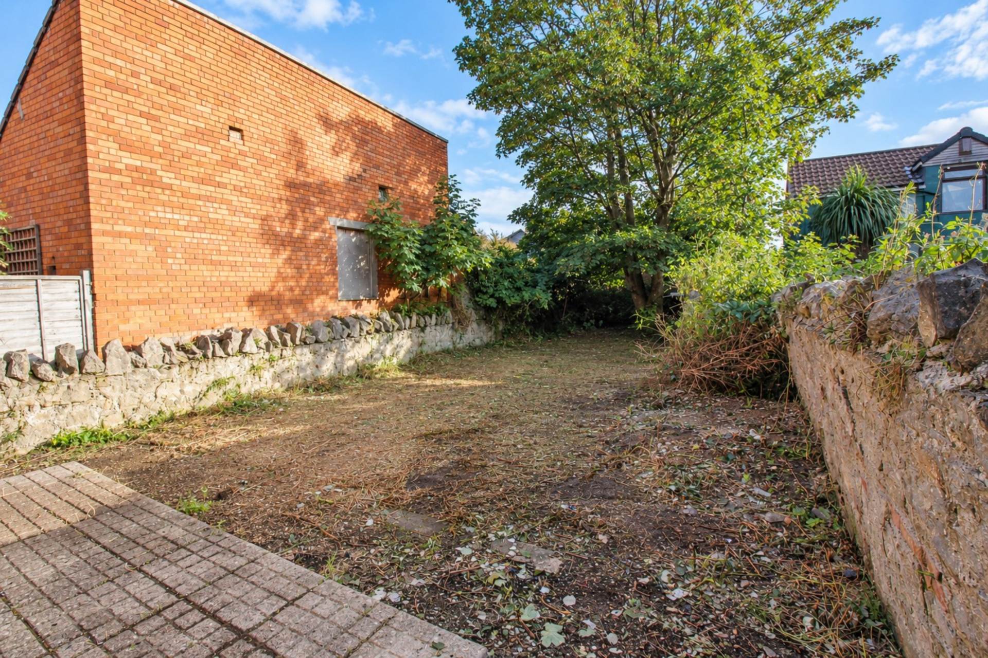 **South Ward**3-4 Bedrooms**Large Private Rear Garden**General Updating Required**, Image 17