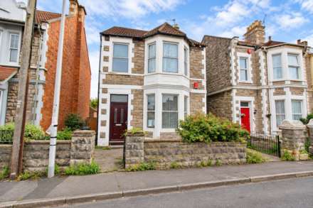 **South Ward**3-4 Bedrooms**Large Private Rear Garden**General Updating Required**, Image 22