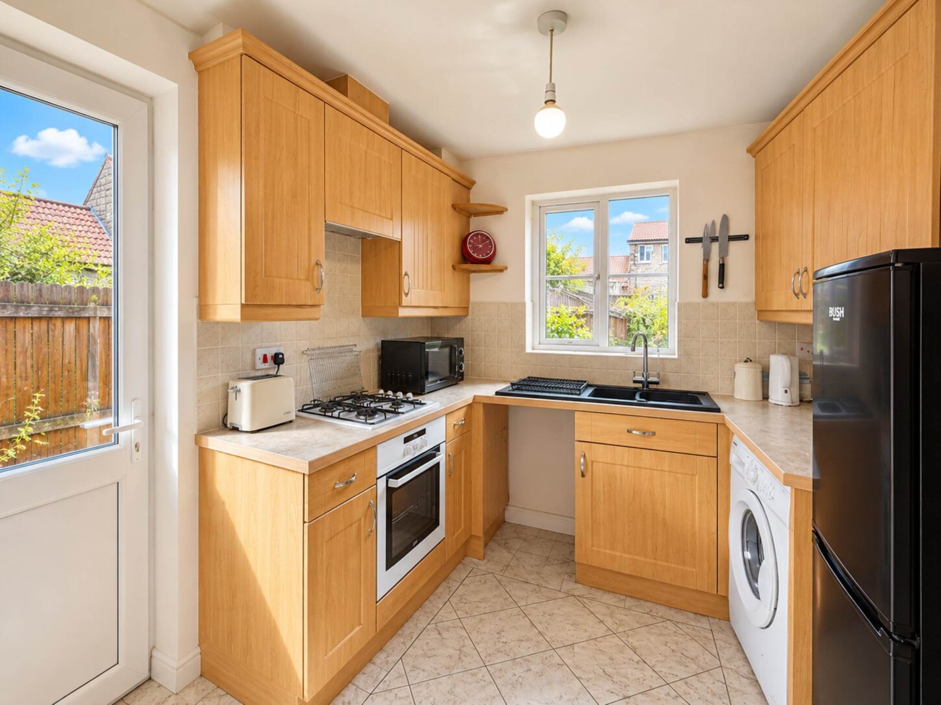 Stroud Way, Edge Of Weston Village - Cul-de-sac Location, Image 5