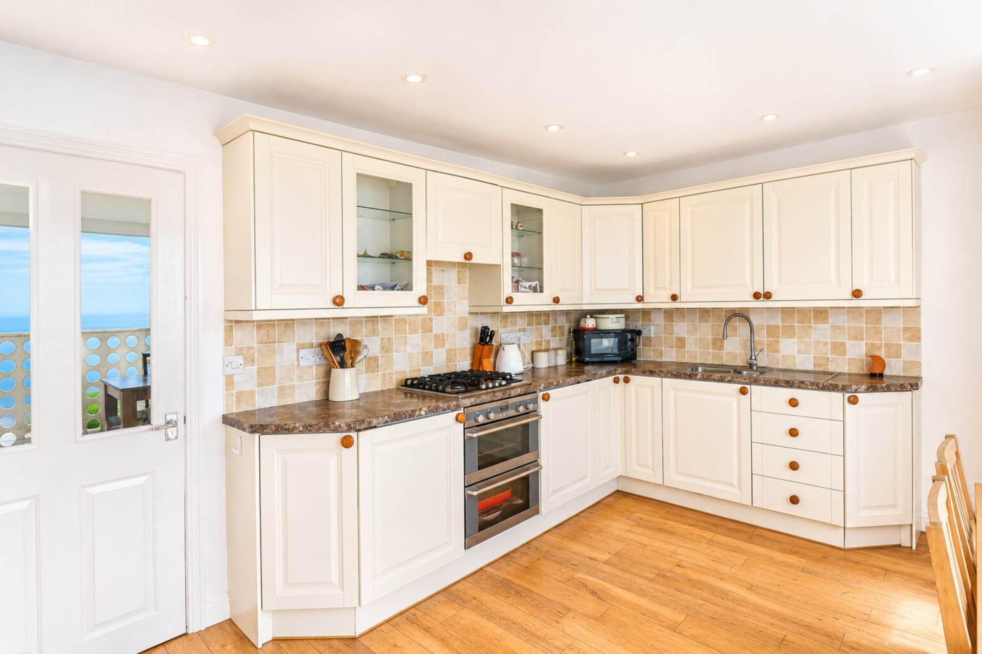 Forelands Court, Upper Kewstoke Road - Best Views Around!, Image 7