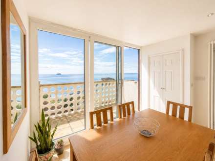 Forelands Court, Upper Kewstoke Road - Best Views Around!, Image 9
