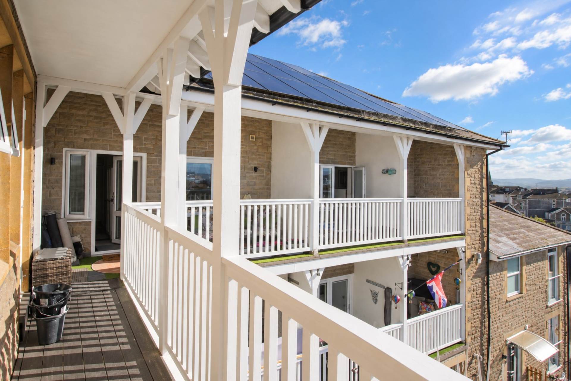 **Hillside Apartment**Fantastic Coastal Views*Master Bedroom with Balcony & En Suite**Secure Allocated Parking**, Image 20