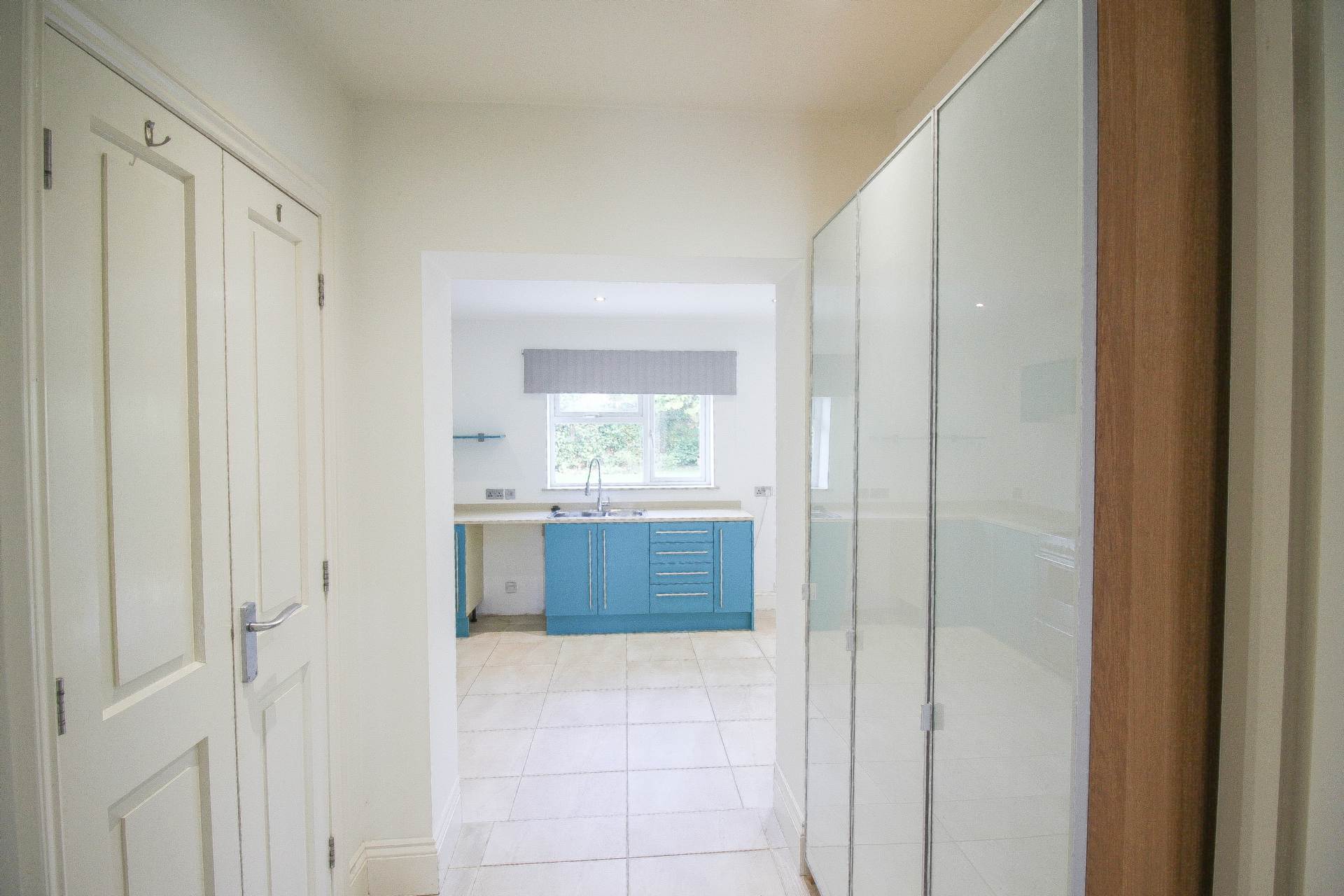 **Churchill**Large Plot**Open Plan Living/Kitchen/Dining Area**Large Driveway/Garage Electric Door**, Image 10