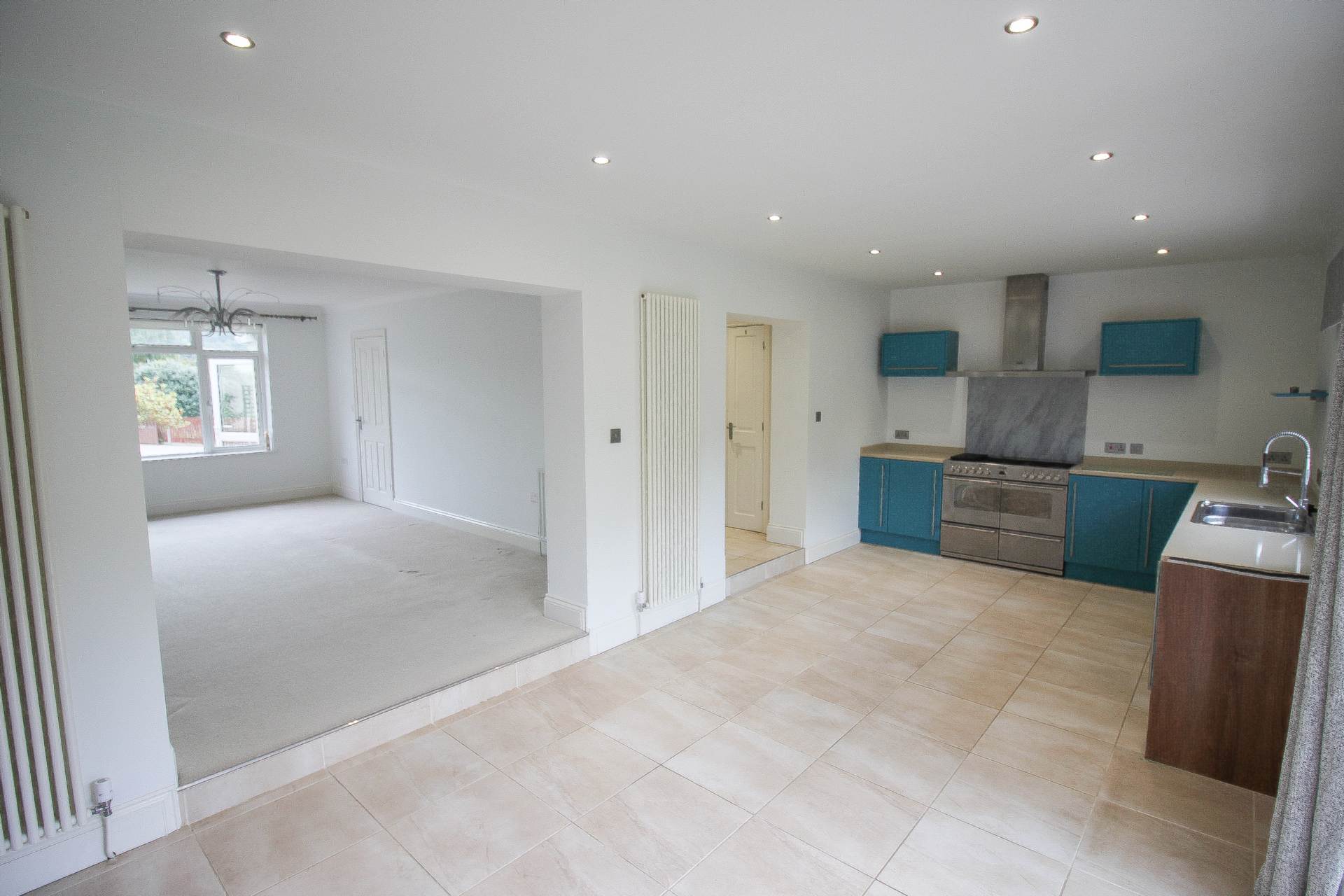 **Churchill**Large Plot**Open Plan Living/Kitchen/Dining Area**Large Driveway/Garage Electric Door**, Image 6
