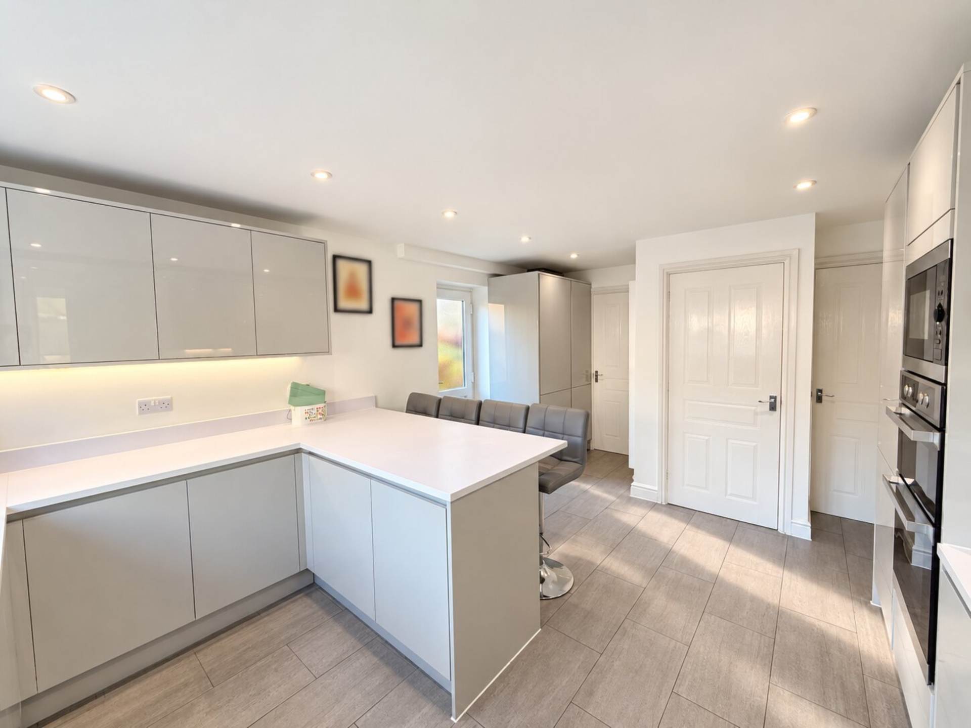Careys Way, Edge Of Weston Village - Extended Family Home, Image 5