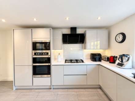 Careys Way, Edge Of Weston Village - Extended Family Home, Image 4
