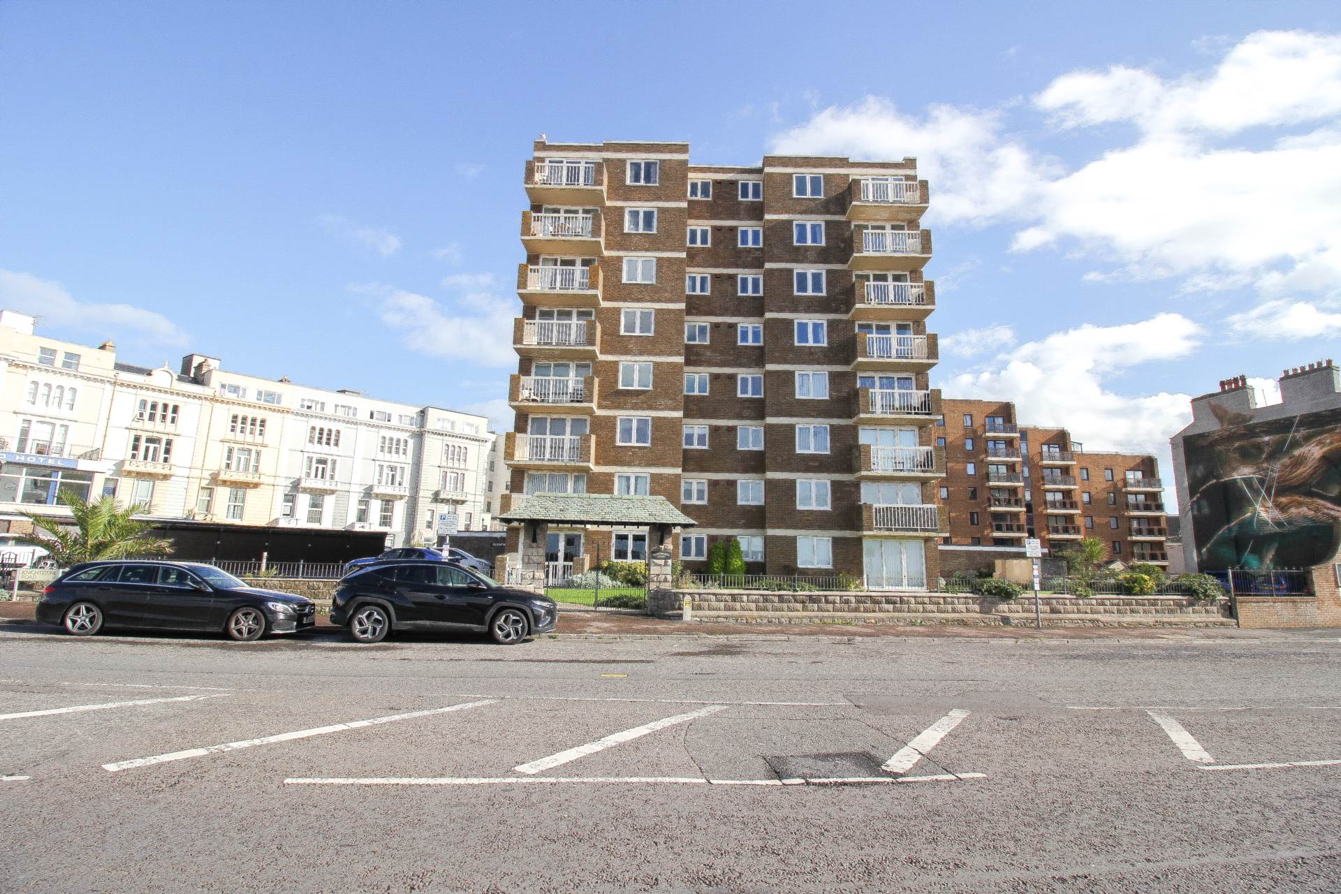**Sea View**Immaculately Presented**Ample Storage**Under Cover Secure Parking**, Image 1