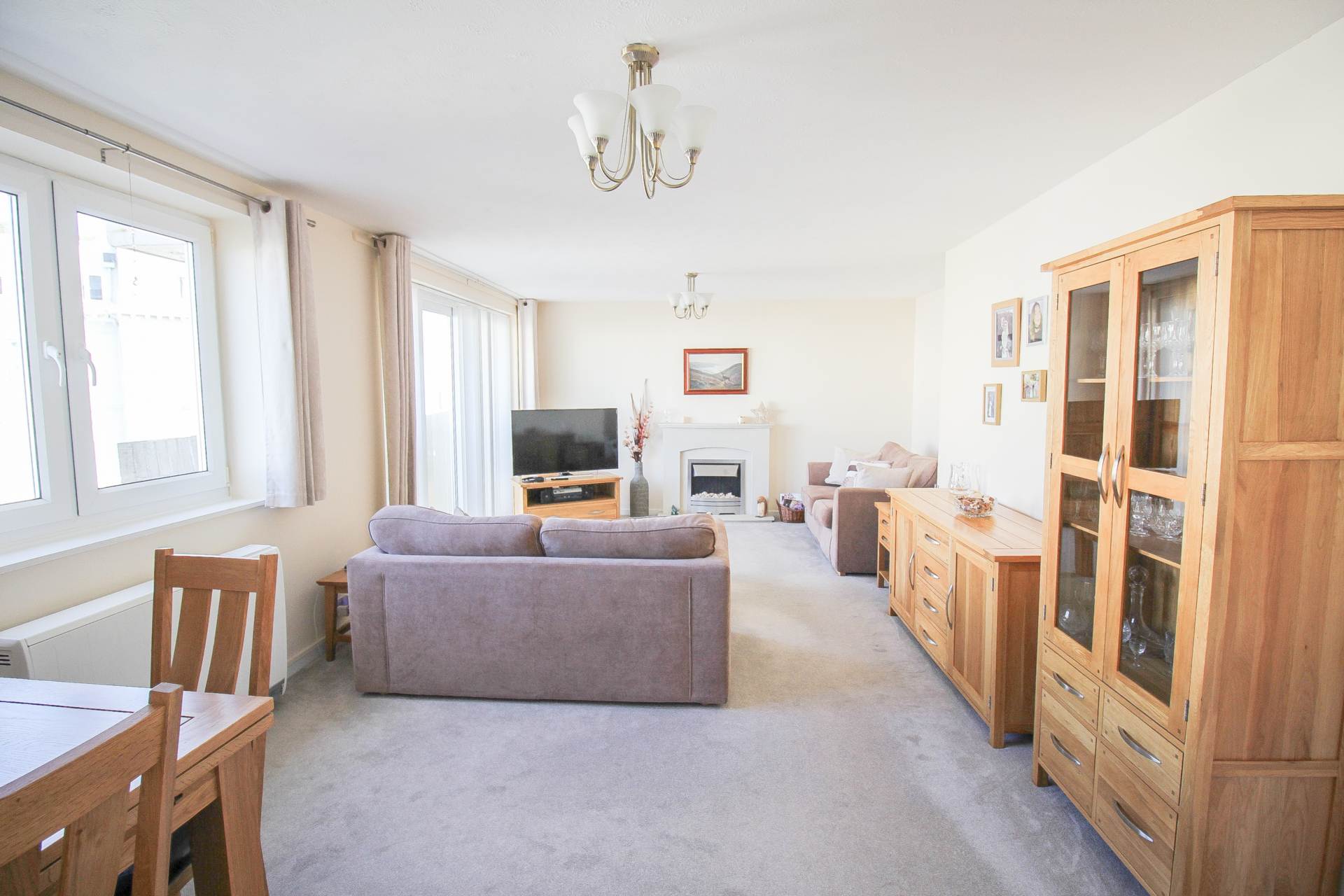 **Sea View**Immaculately Presented**Ample Storage**Under Cover Secure Parking**, Image 4