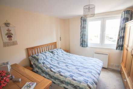 **Sea View**Immaculately Presented**Ample Storage**Under Cover Secure Parking**, Image 11
