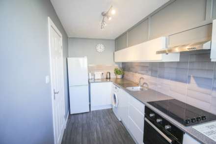 **Sea View**Immaculately Presented**Ample Storage**Under Cover Secure Parking**, Image 9