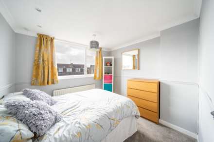 Worle**Extended**Beautifully Presented**3-4 Bedrooms**, Image 16