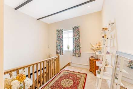 Woodland Road, South Ward - Grand Property!, Image 14