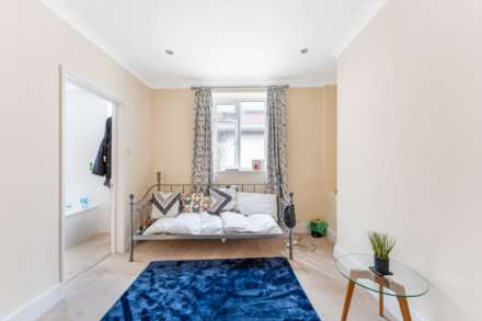 Woodland Road, South Ward - Grand Property!, Image 19