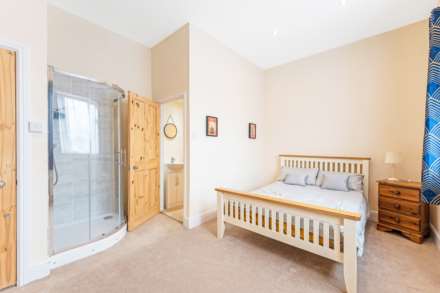 Woodland Road, South Ward - Grand Property!, Image 22