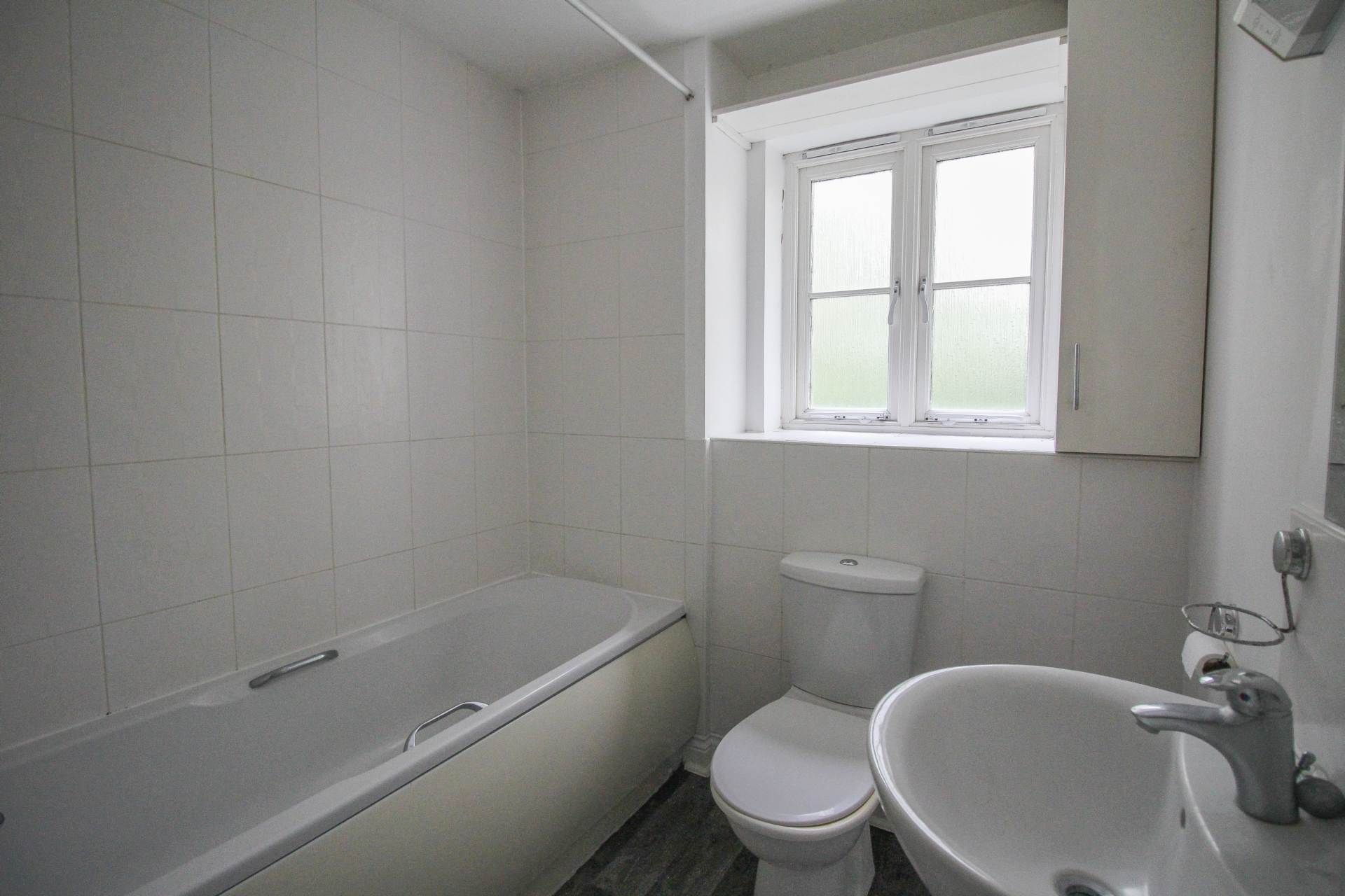 St James, Weston Village, Image 7