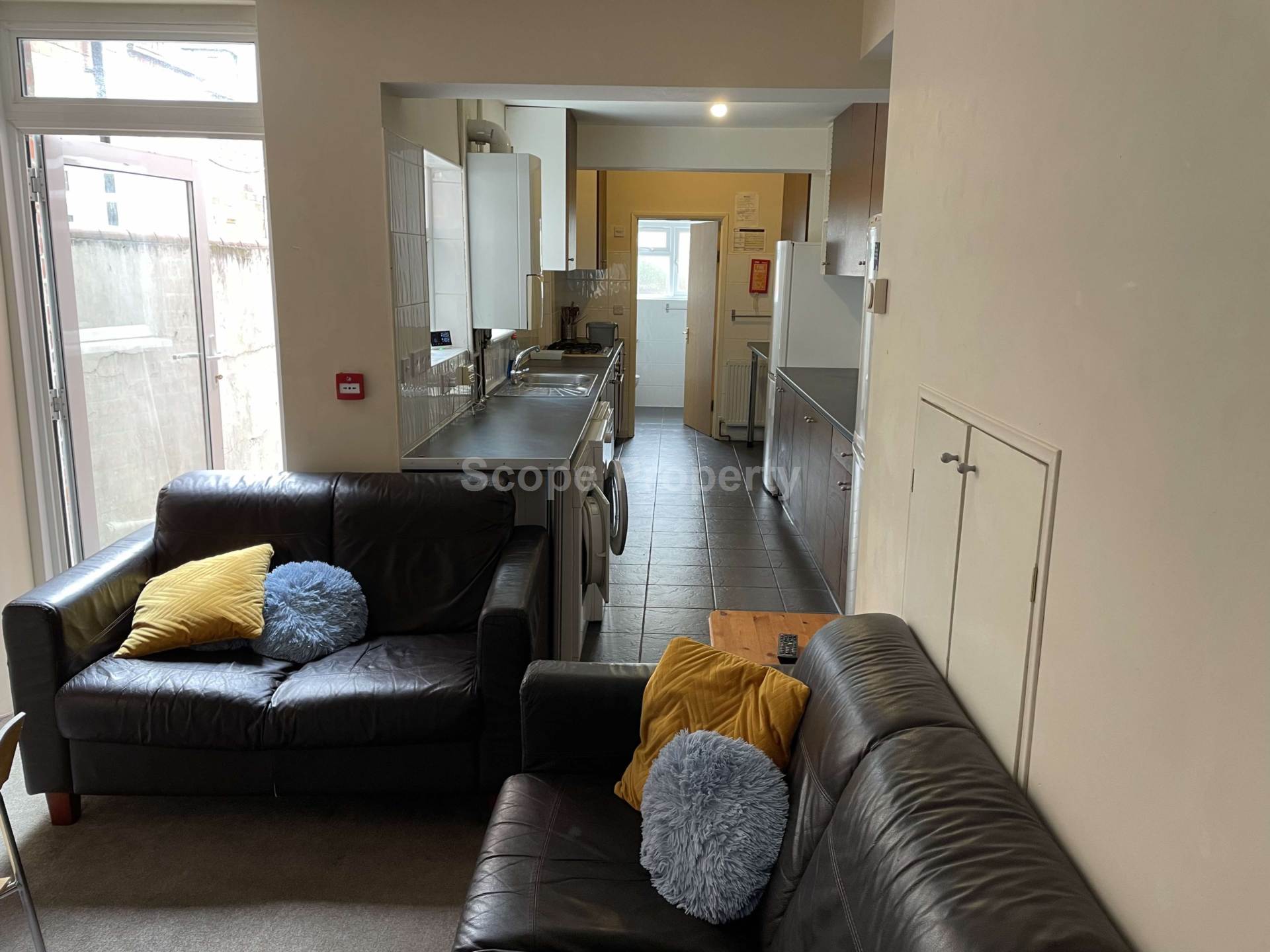 Pitcroft Avenue, Earley, RG6 1NN, Image 5
