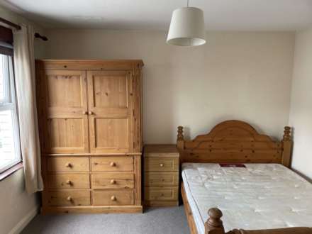 Pitcroft Avenue, Earley, RG6 1NN, Image 12