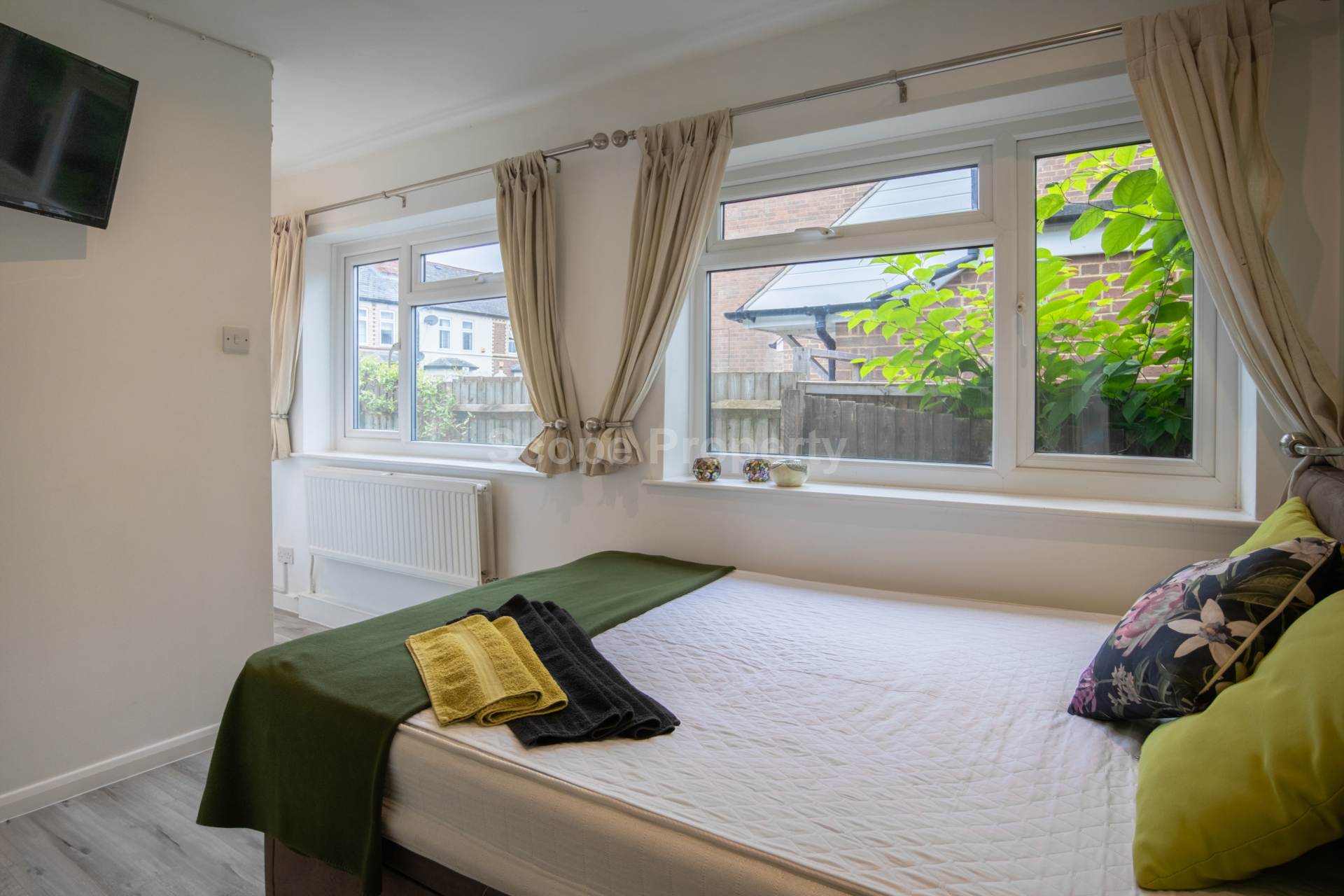 Montague Street, Reading, RG4, Image 4