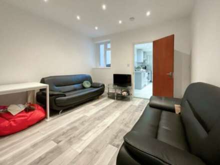 Cardigan Road, Reading, RG1 5QW, Image 2