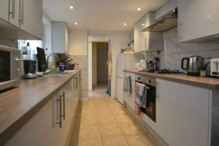 Blenheim Road, Reading, Image 1