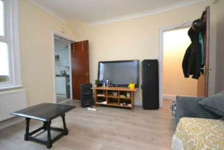 Blenheim Road, Reading, Image 4