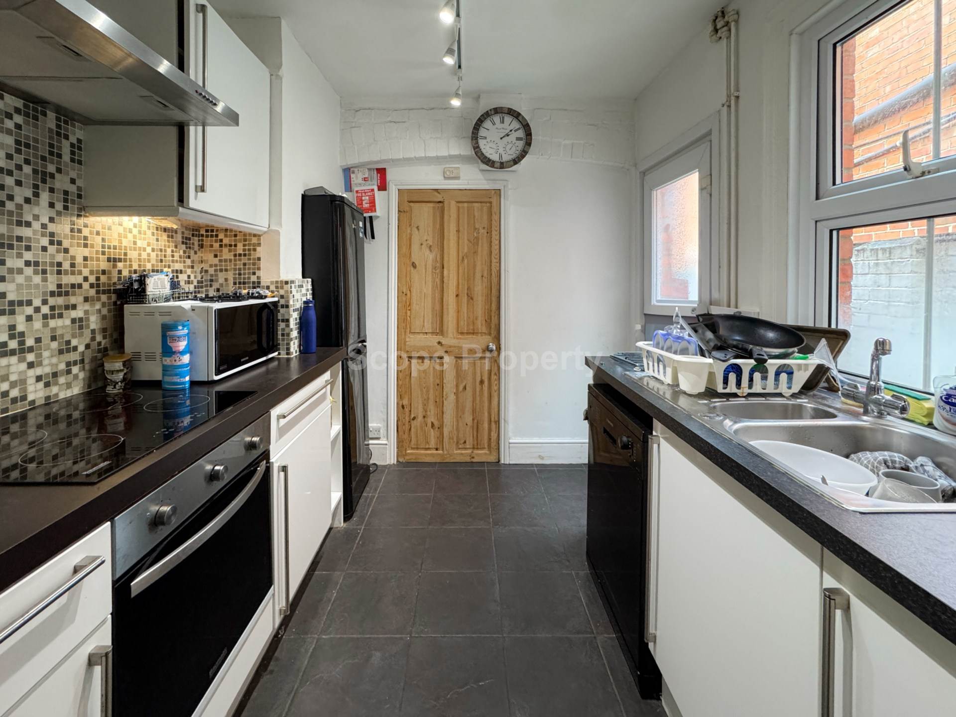 Pitcroft Avenue, Reading, Image 1